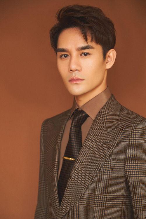 娱乐吃瓜爆料王凯,娱乐圈的“吃瓜”达人，揭秘明星幕后故事